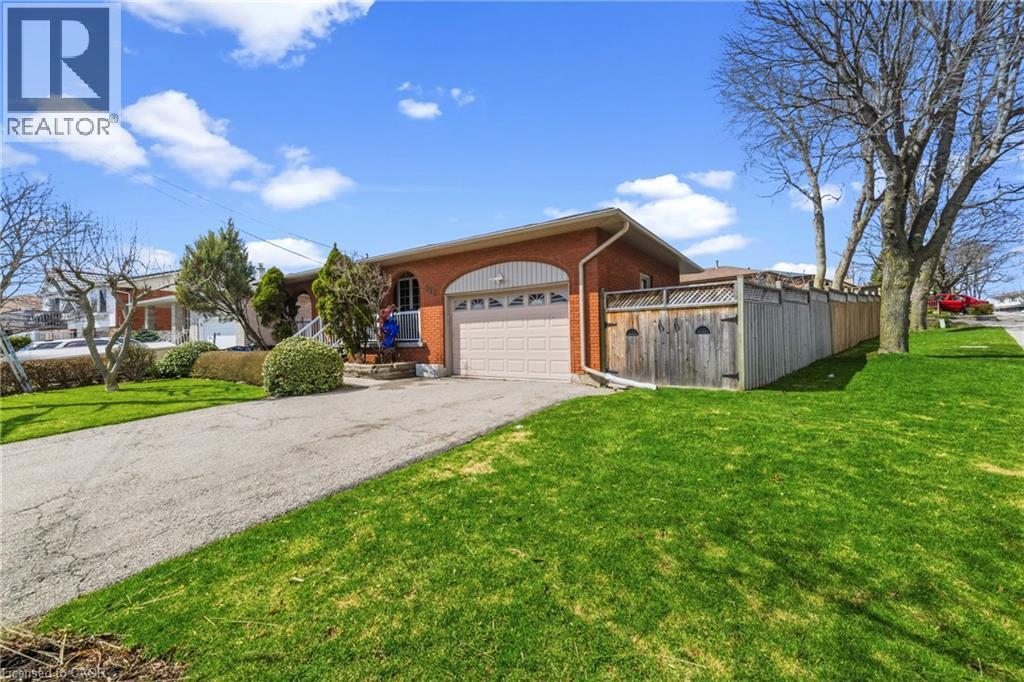 122 Greencedar Drive, Hamilton, Ontario  L9C 6W6 - Photo 2 - 40832429