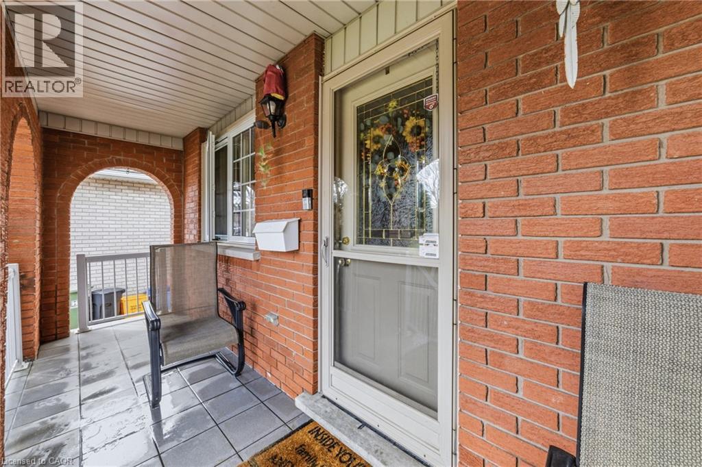 122 Greencedar Drive, Hamilton, Ontario  L9C 6W6 - Photo 4 - 40832429