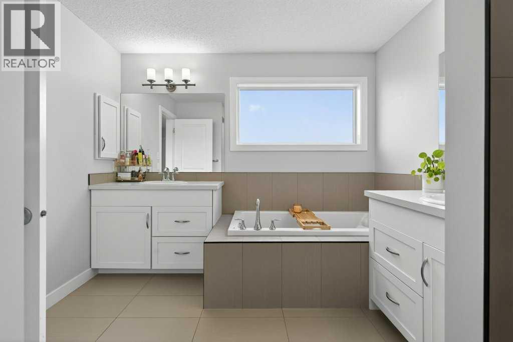 1091 Brightoncrest Green SE, Calgary, Alberta  T2Z 1G8 - Photo 31 - A2313746