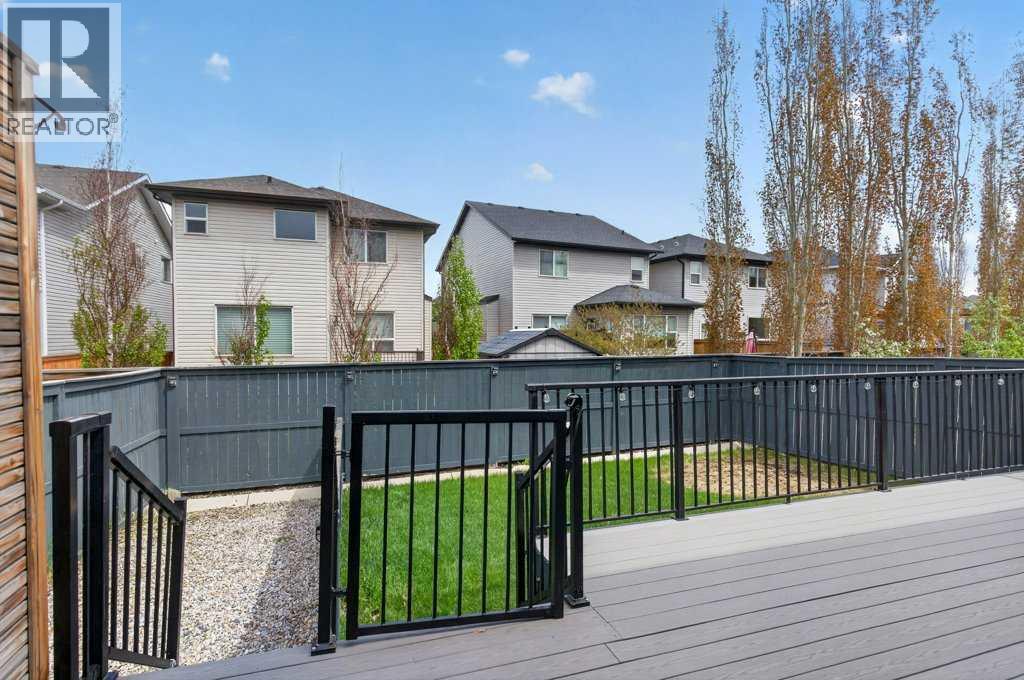 1091 Brightoncrest Green SE, Calgary, Alberta  T2Z 1G8 - Photo 39 - A2313746