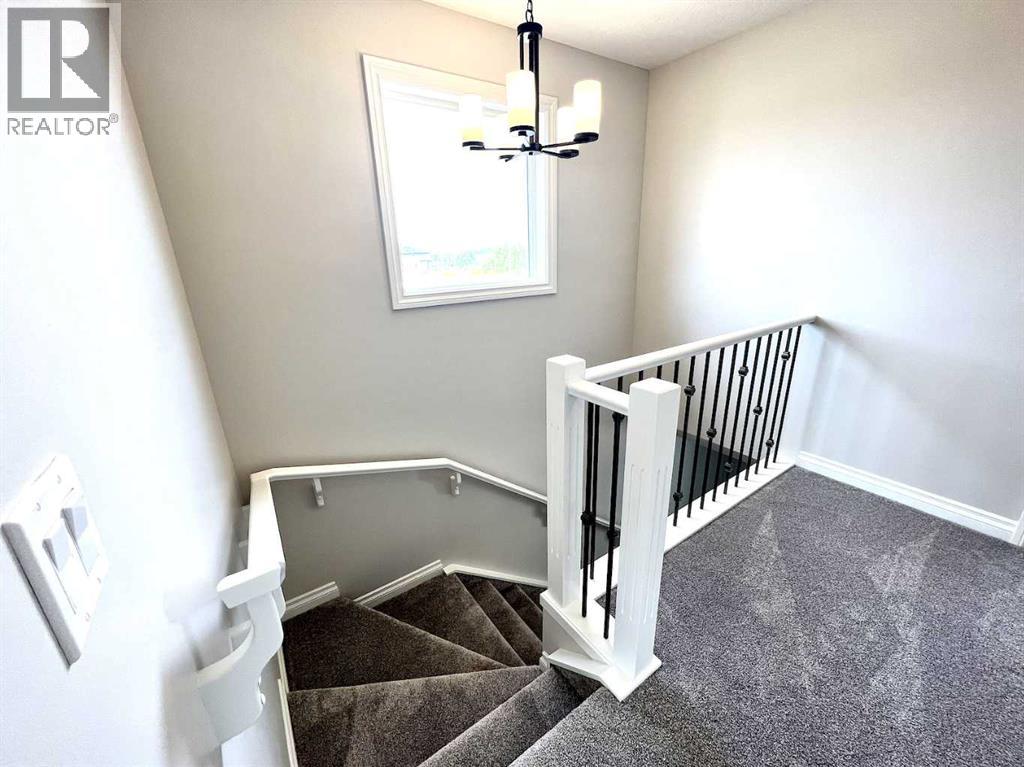 30 Emberside Link, Cochrane, Alberta  T4C 3A8 - Photo 23 - A2313798