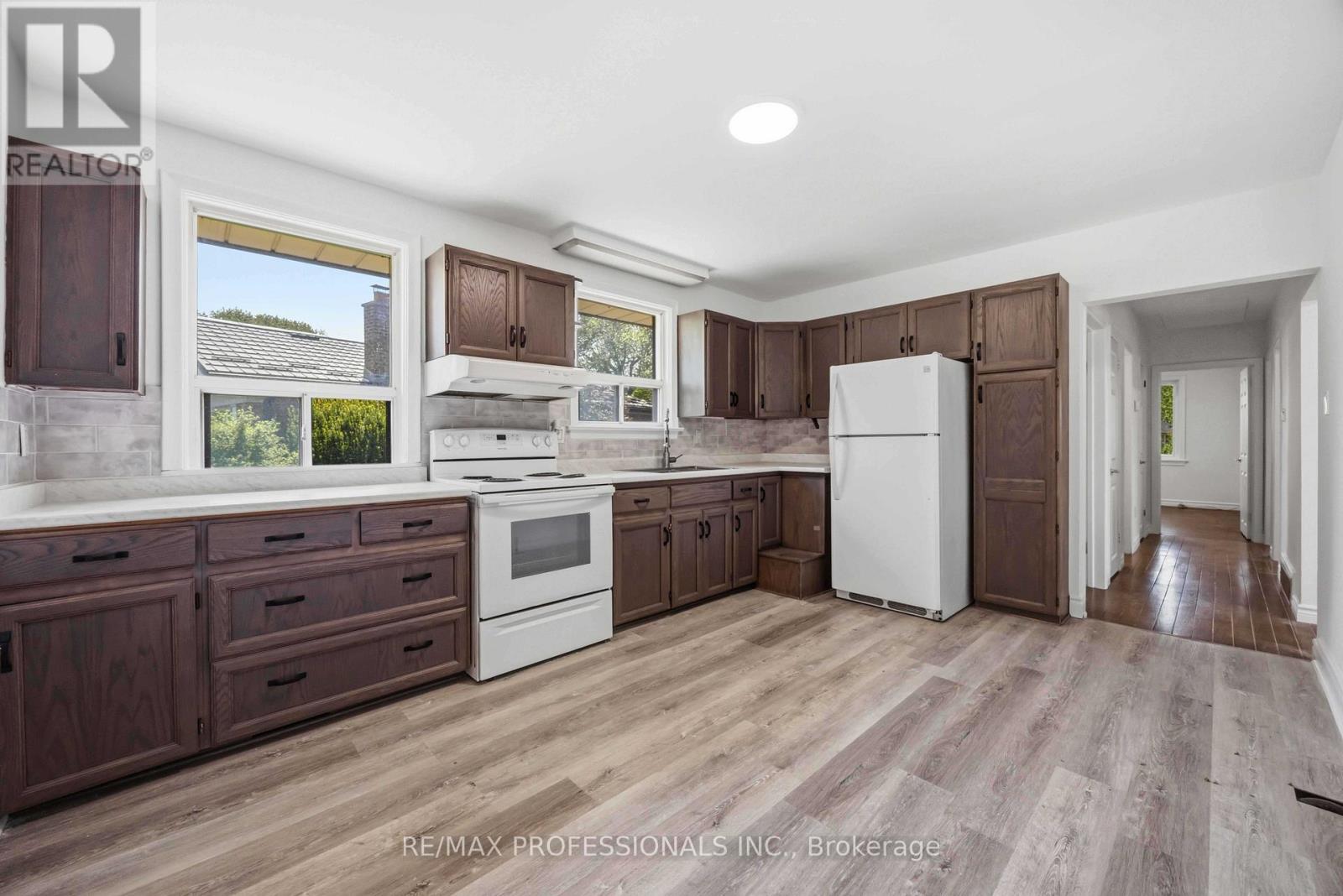 28 Chandler Drive, Toronto, Ontario  M1G 1Z2 - Photo 12 - E13157104
