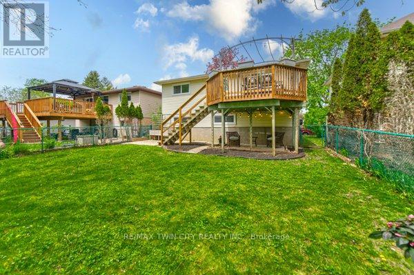 414 Woods Lane, Cambridge, Ontario  N3H 5J4 - Photo 31 - X12965542