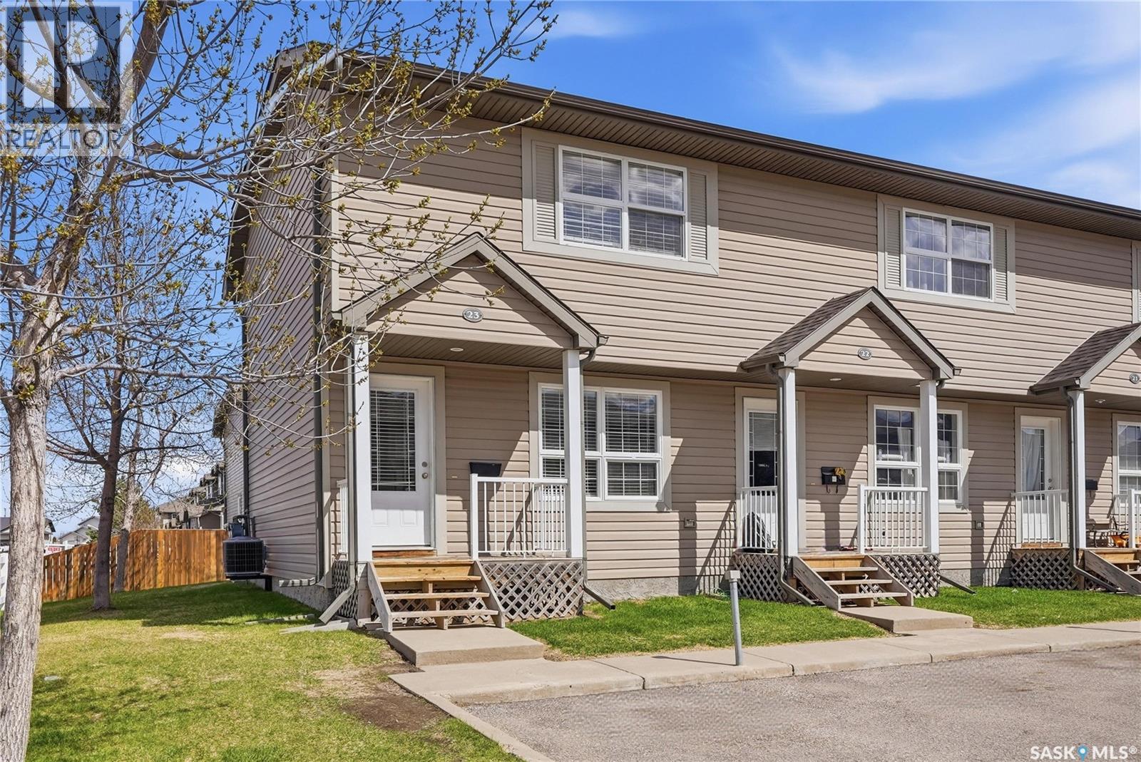 23 300 Maccormack Road, Martensville, Saskatchewan  S0K 0A2 - Photo 2 - SK036841