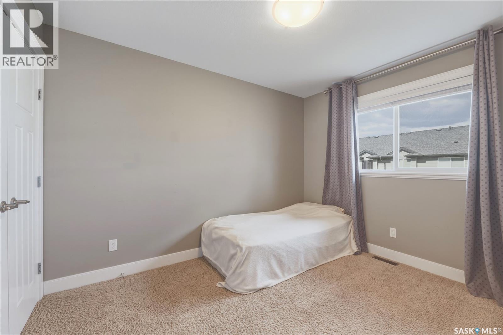 136 901 4th Street, Martensville, Saskatchewan  S0K 2T0 - Photo 17 - SK036814
