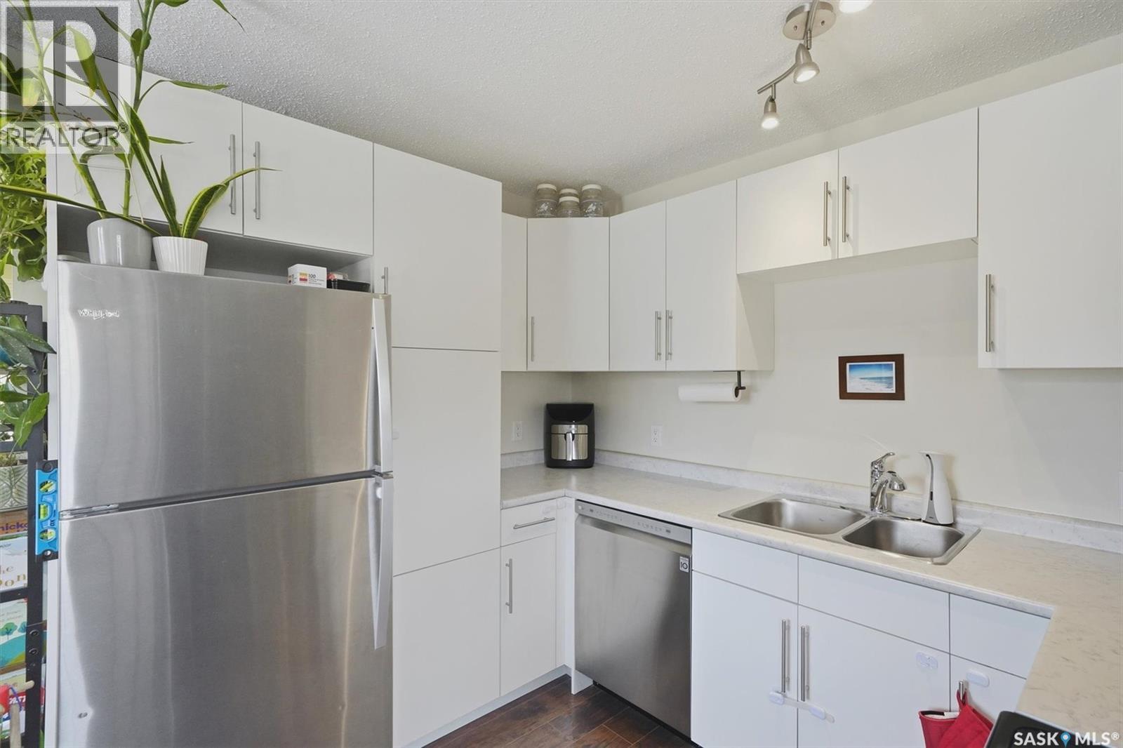 1725 Belfast Avenue, Saskatoon, Saskatchewan  S7M 0L6 - Photo 13 - SK036754