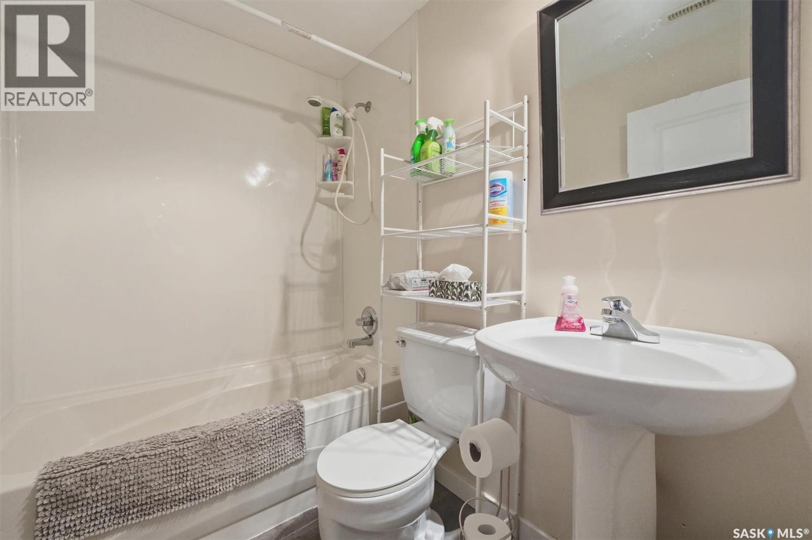 1725 Belfast Avenue, Saskatoon, Saskatchewan  S7M 0L6 - Photo 30 - SK036754