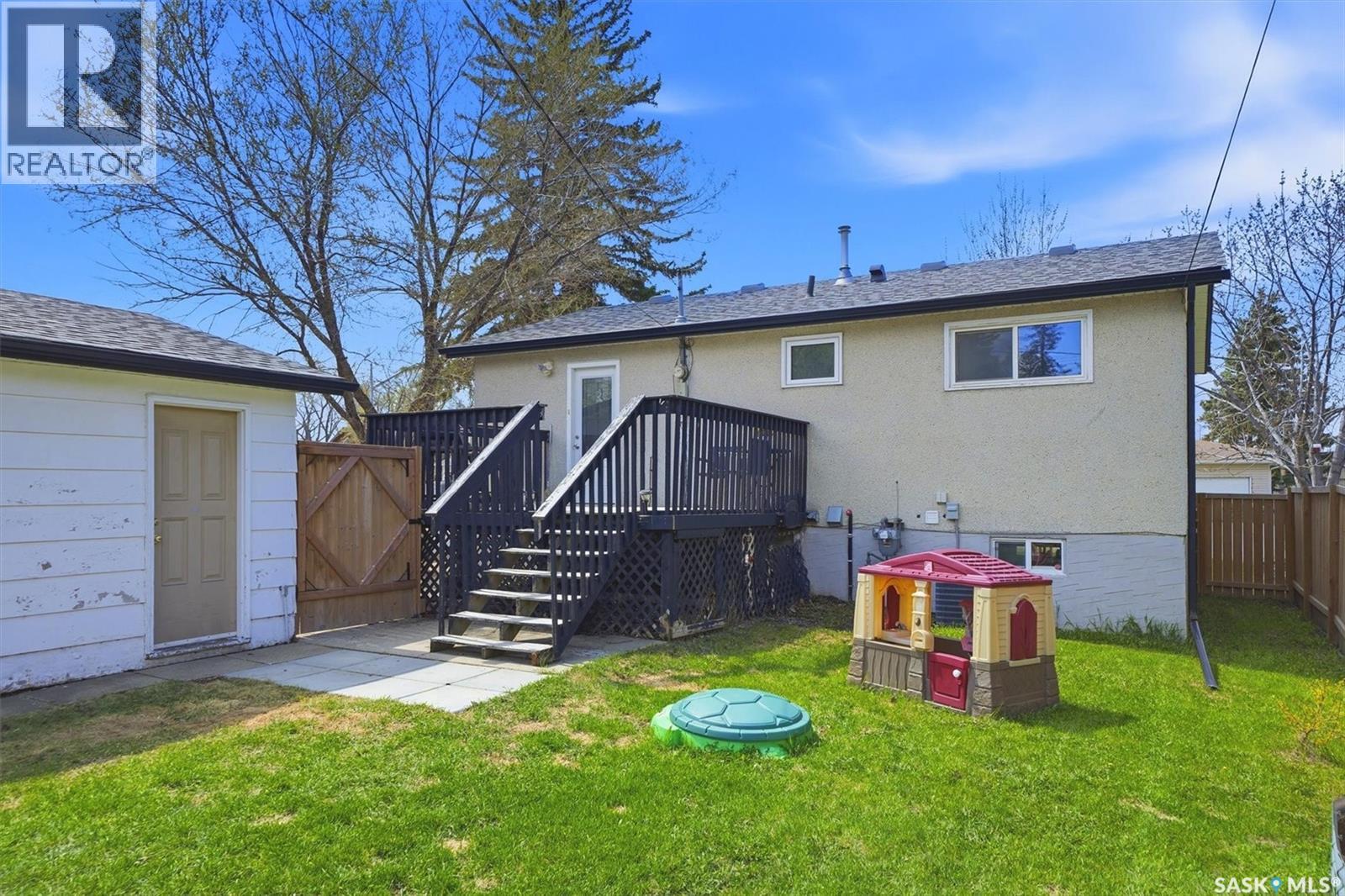 1725 Belfast Avenue, Saskatoon, Saskatchewan  S7M 0L6 - Photo 36 - SK036754