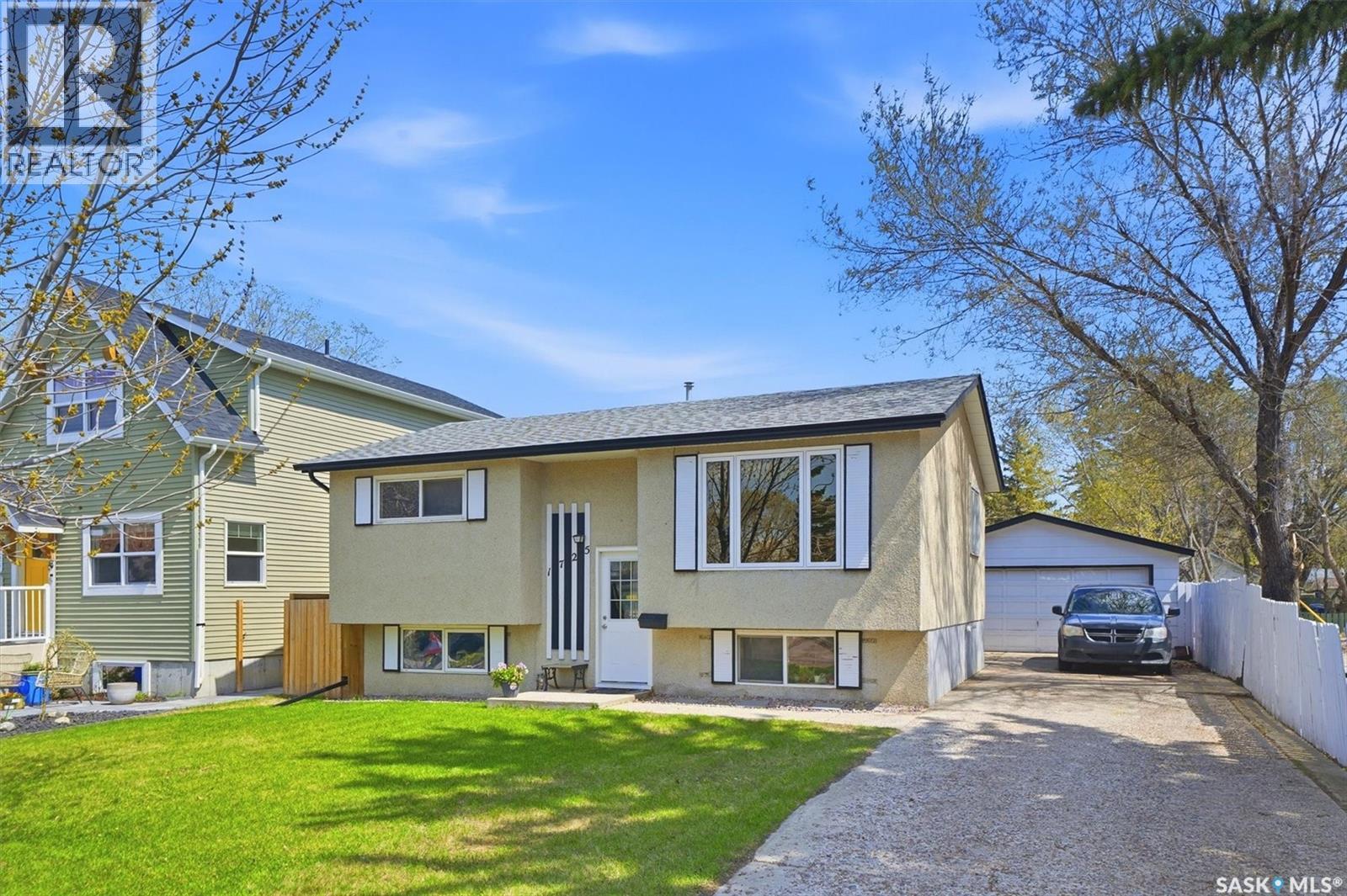 1725 Belfast Avenue, Saskatoon, Saskatchewan  S7M 0L6 - Photo 5 - SK036754