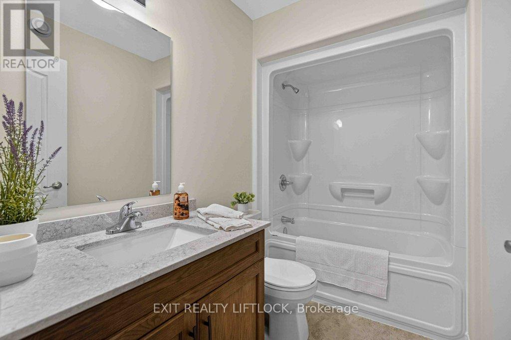 320 Mullighan Gardens, Peterborough, Ontario  K9K 0H2 - Photo 21 - X12966754
