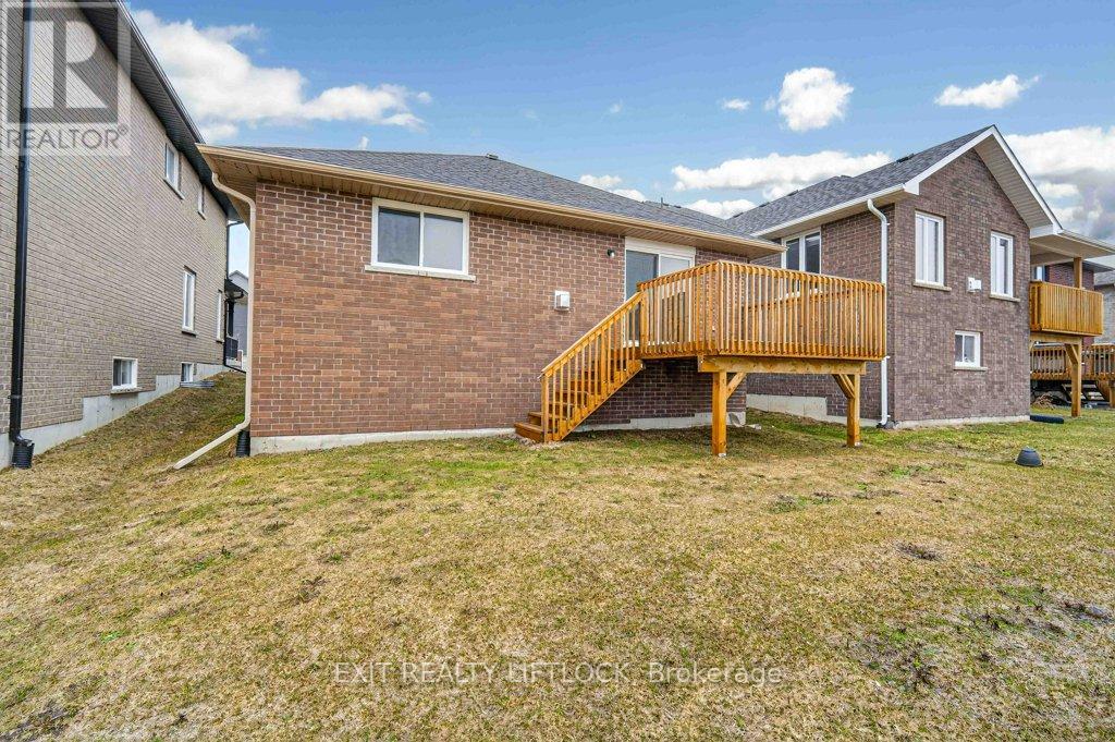 320 Mullighan Gardens, Peterborough, Ontario  K9K 0H2 - Photo 35 - X12966754