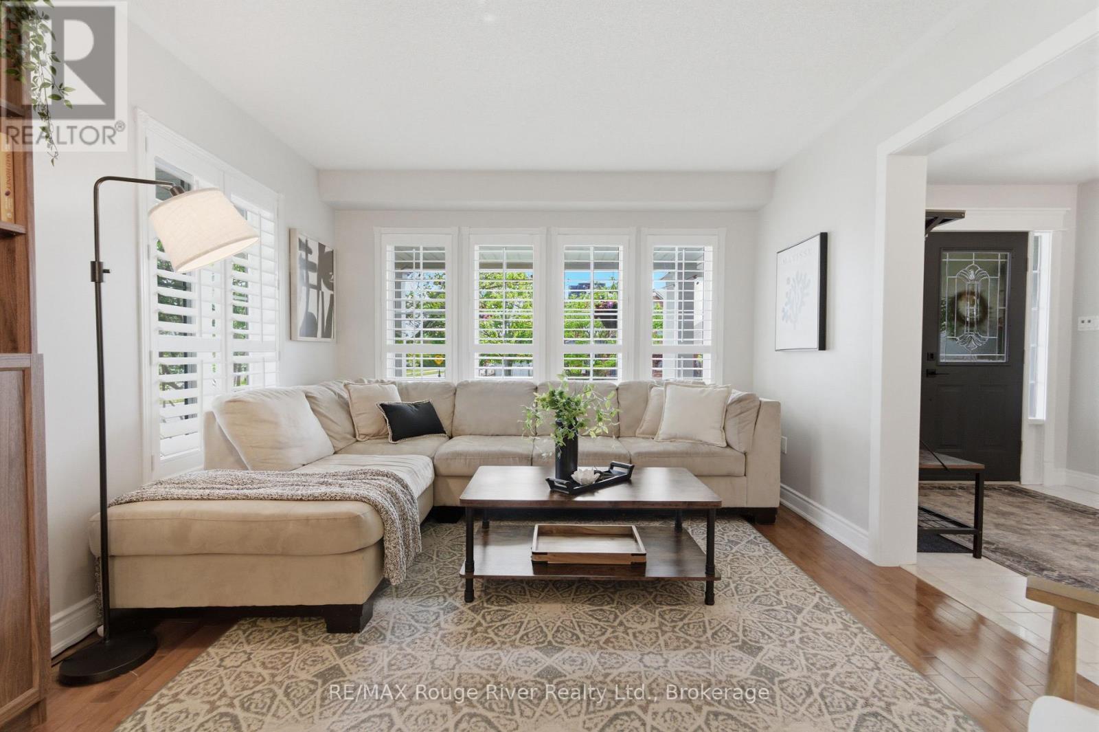 1 Sturgess Crescent, Whitby, Ontario  L1M 1J9 - Photo 6 - E13156962