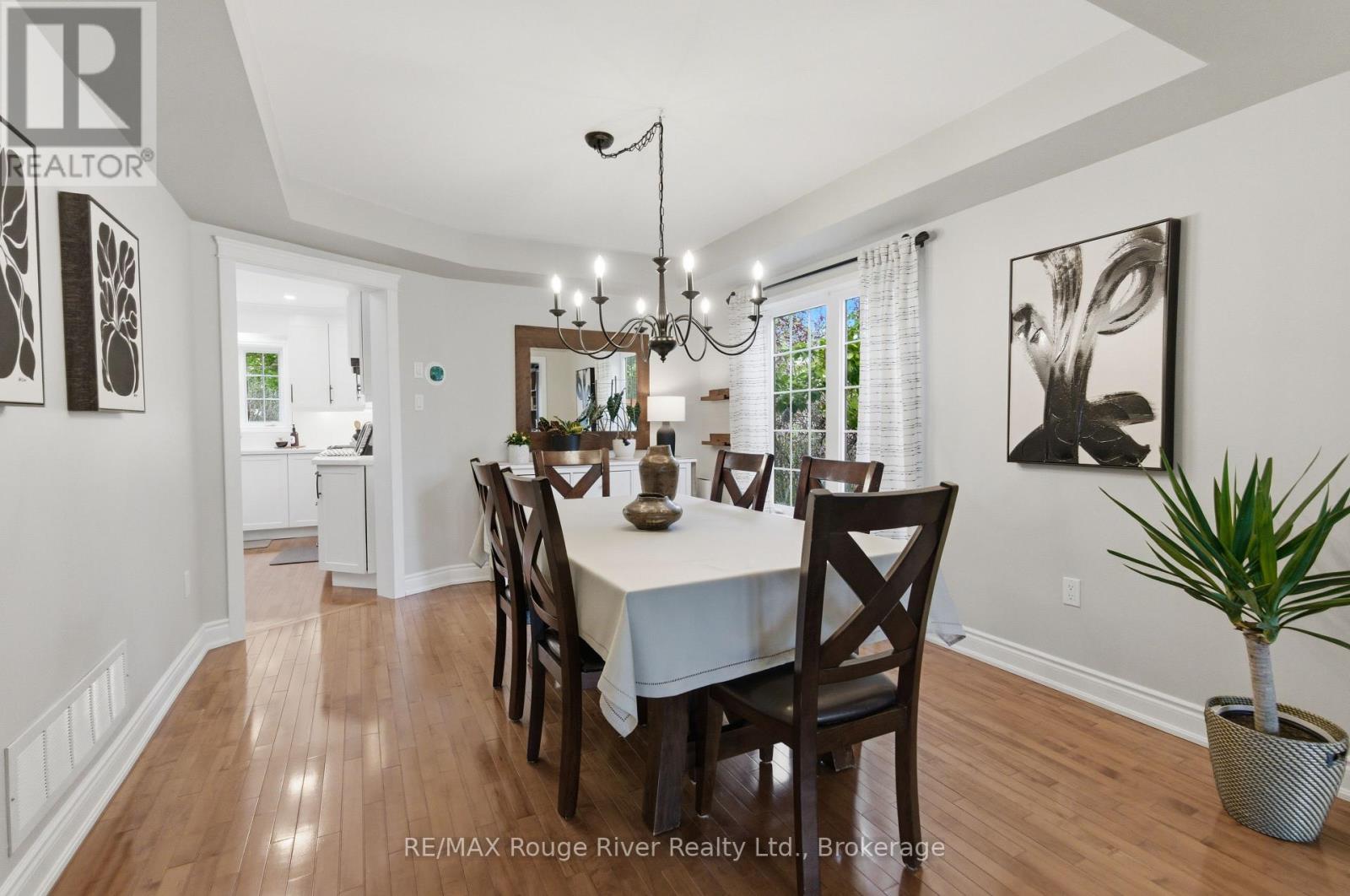 1 Sturgess Crescent, Whitby, Ontario  L1M 1J9 - Photo 7 - E13156962