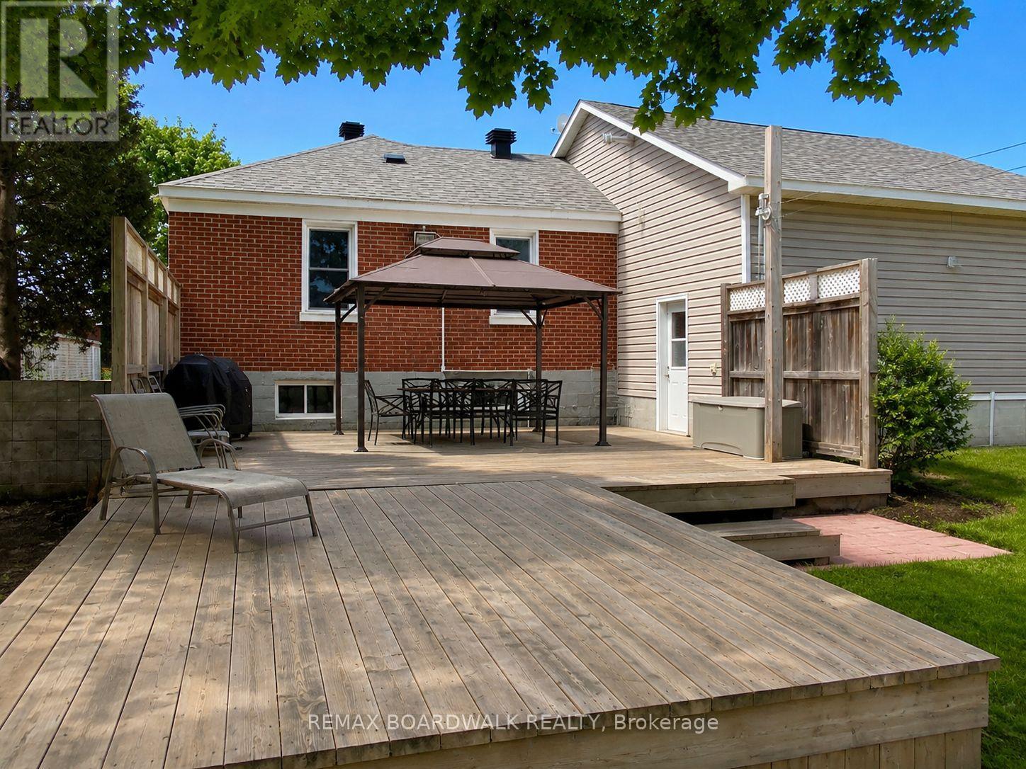 39 Condie Street, Smiths Falls, Ontario  K7A 2T3 - Photo 36 - X12782158