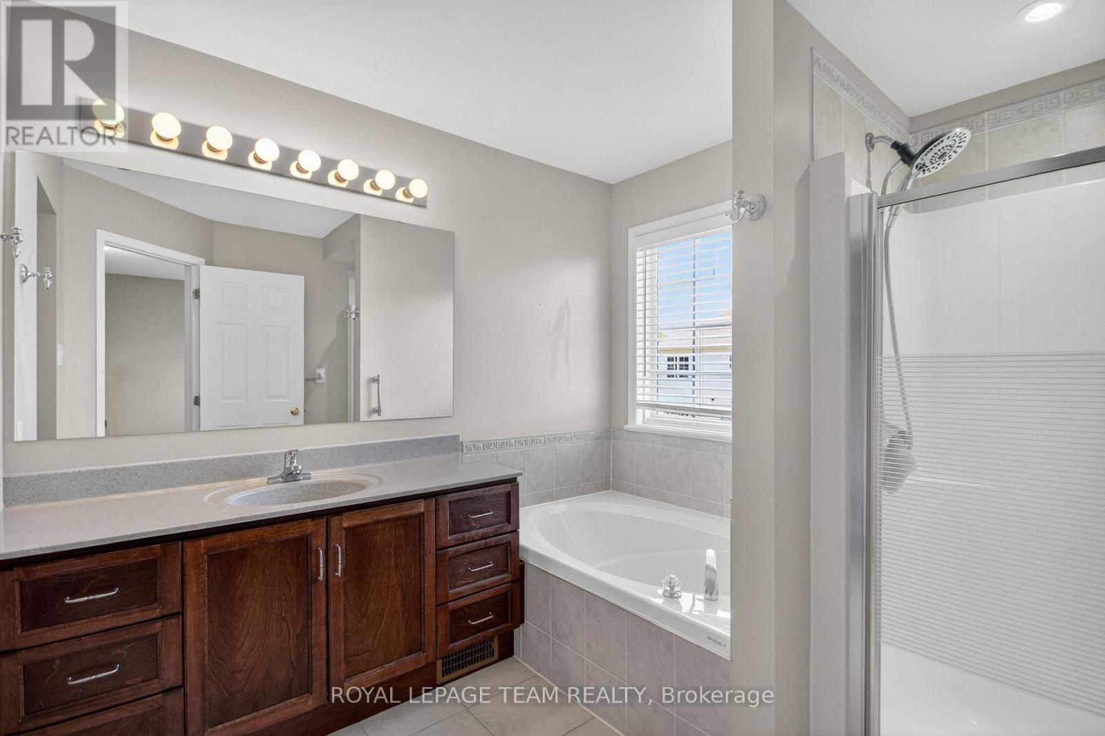 32 Riverstone Drive N, Ottawa, Ontario  K2J 4X7 - Photo 31 - X12993418