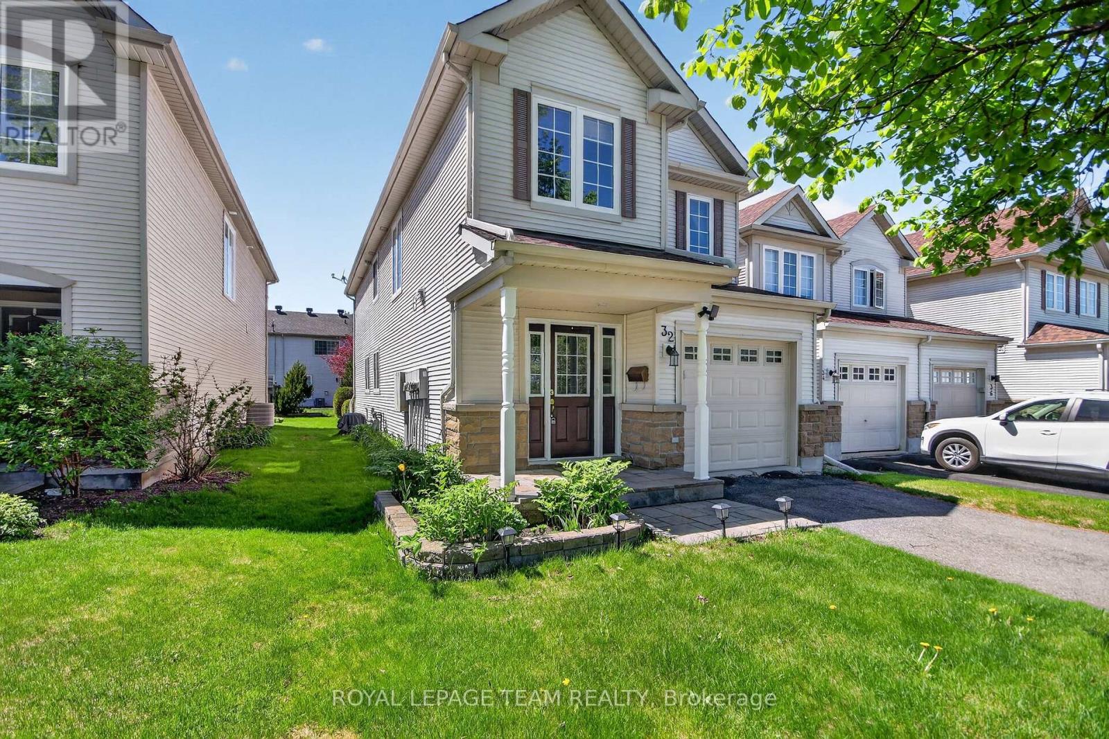 32 Riverstone Drive N, Ottawa, Ontario  K2J 4X7 - Photo 3 - X12993418