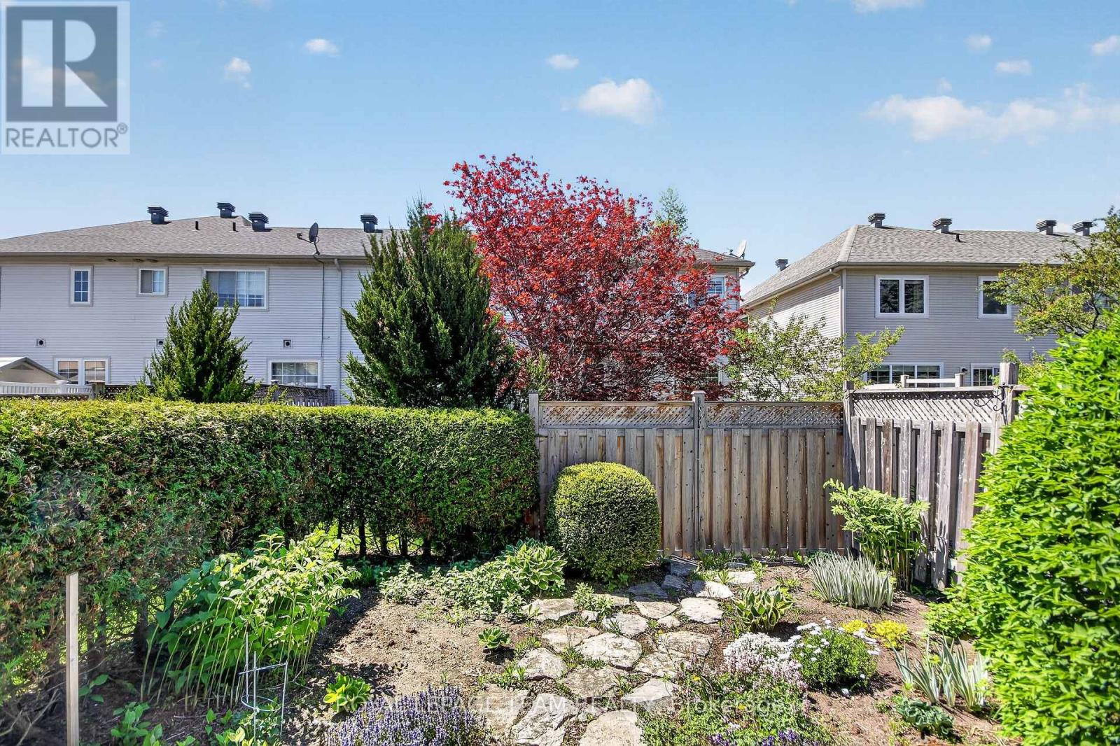 32 Riverstone Drive N, Ottawa, Ontario  K2J 4X7 - Photo 41 - X12993418