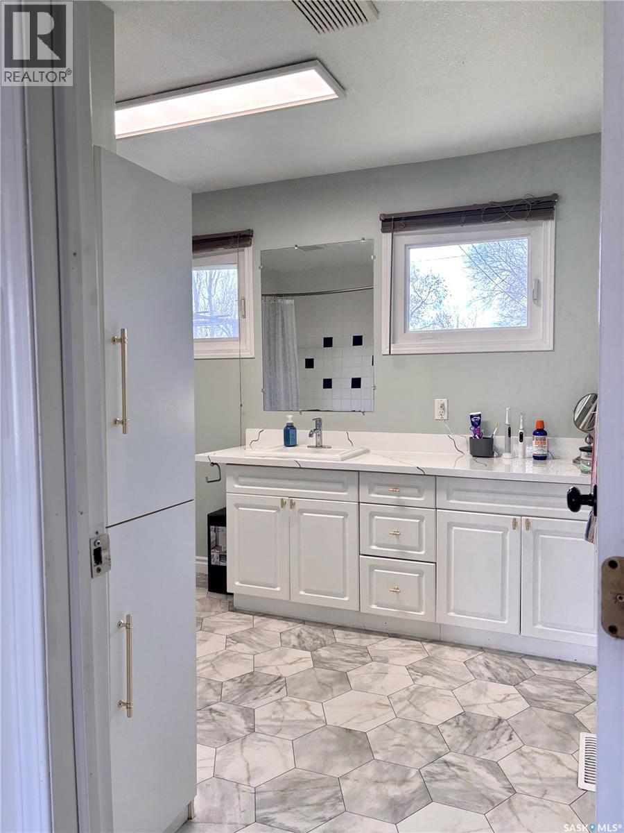 218 Taphorn Street, Muenster, Saskatchewan  S0K 2Y0 - Photo 16 - SK036770