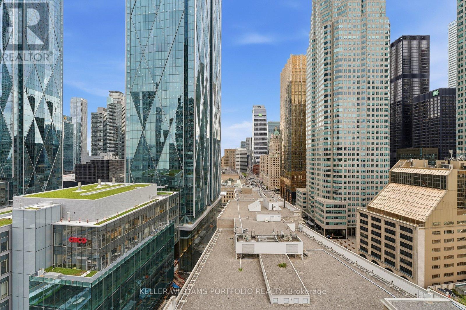 1904 - 8 The Esplanade, Toronto, Ontario  M5E 0A6 - Photo 24 - C13161060