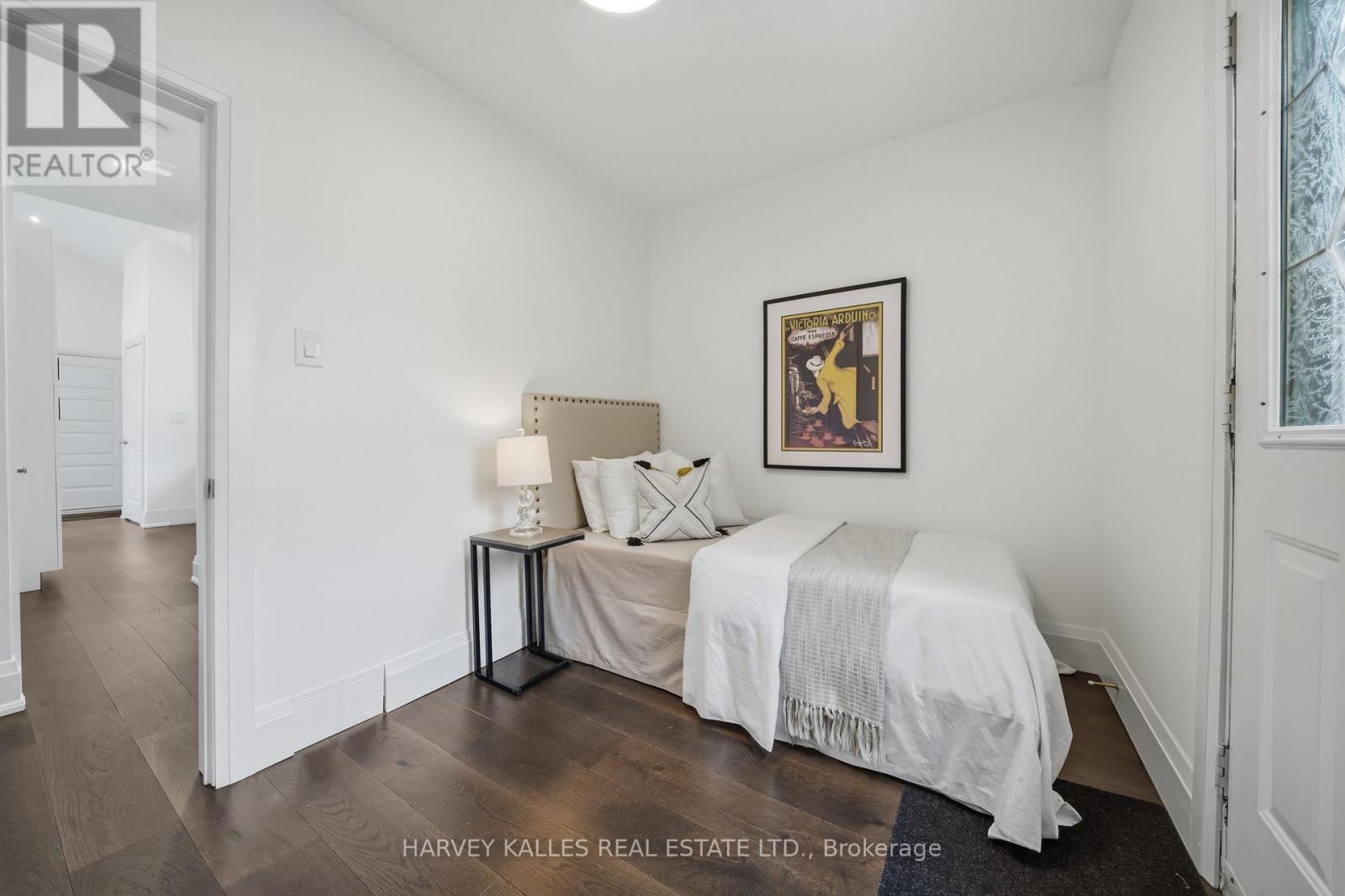 568 Northcliffe Boulevard, Toronto, Ontario  M6E 3L7 - Photo 22 - C13161184