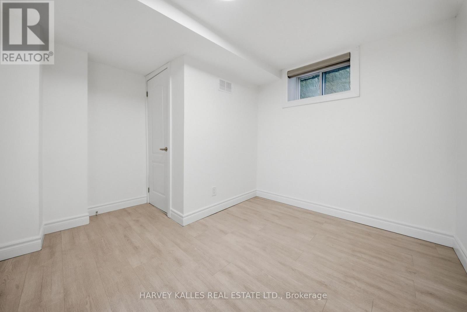 568 Northcliffe Boulevard, Toronto, Ontario  M6E 3L7 - Photo 37 - C13161184