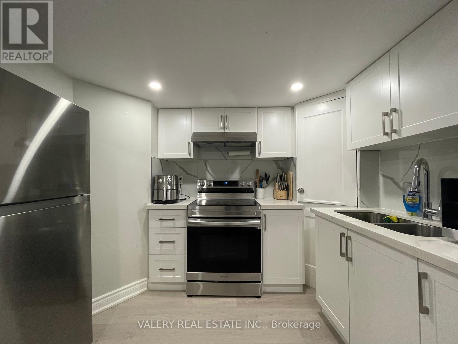 Lower - 7 Auckland Dr Drive, Whitby, Ontario  L1P 0H4 - Photo 17 - E13160944
