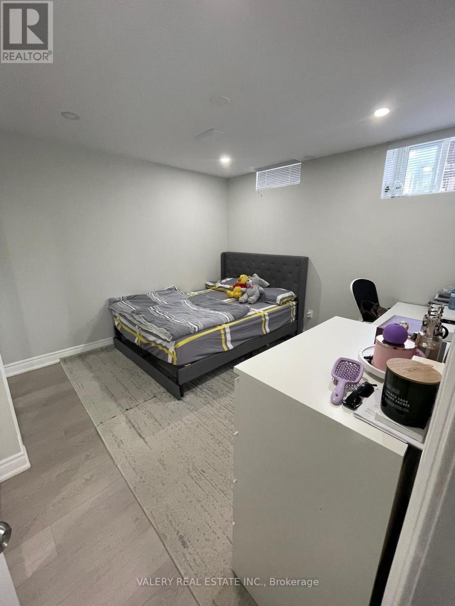 Lower - 7 Auckland Dr Drive, Whitby, Ontario  L1P 0H4 - Photo 5 - E13160944