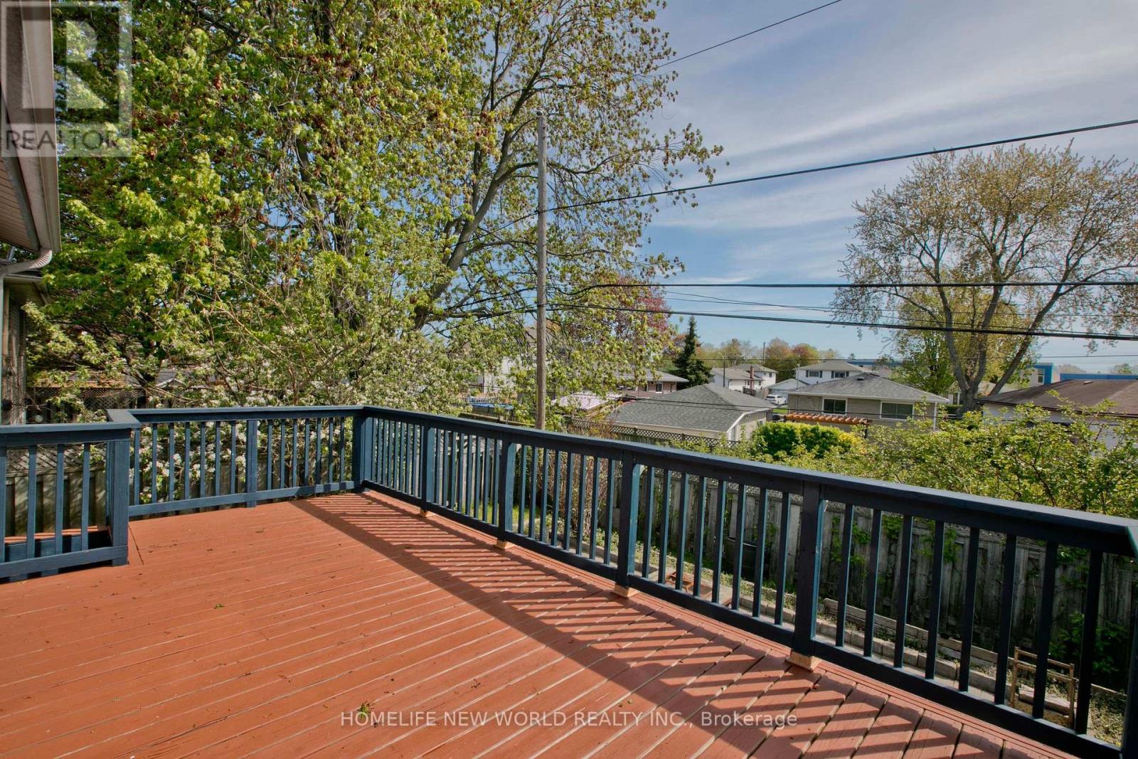 727 Balaton Avenue, Pickering, Ontario  L1W 1W3 - Photo 32 - E13161004