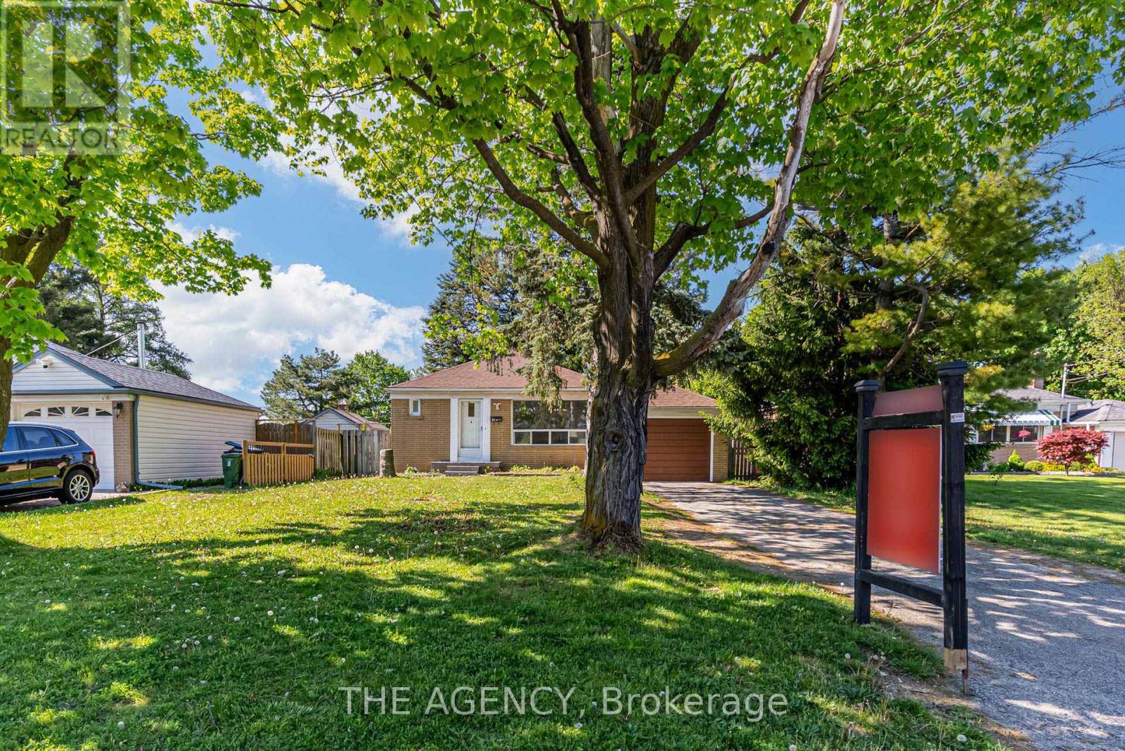 50 Todd Road, Toronto, Ontario  M1S 2K1 - Photo 2 - E13161084