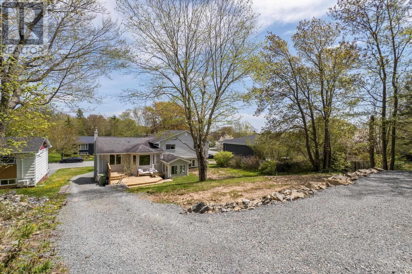 14 & 14b Robert Allen Drive, Halifax, Nova Scotia  B3M 3G8 - Photo 45 - 202611818