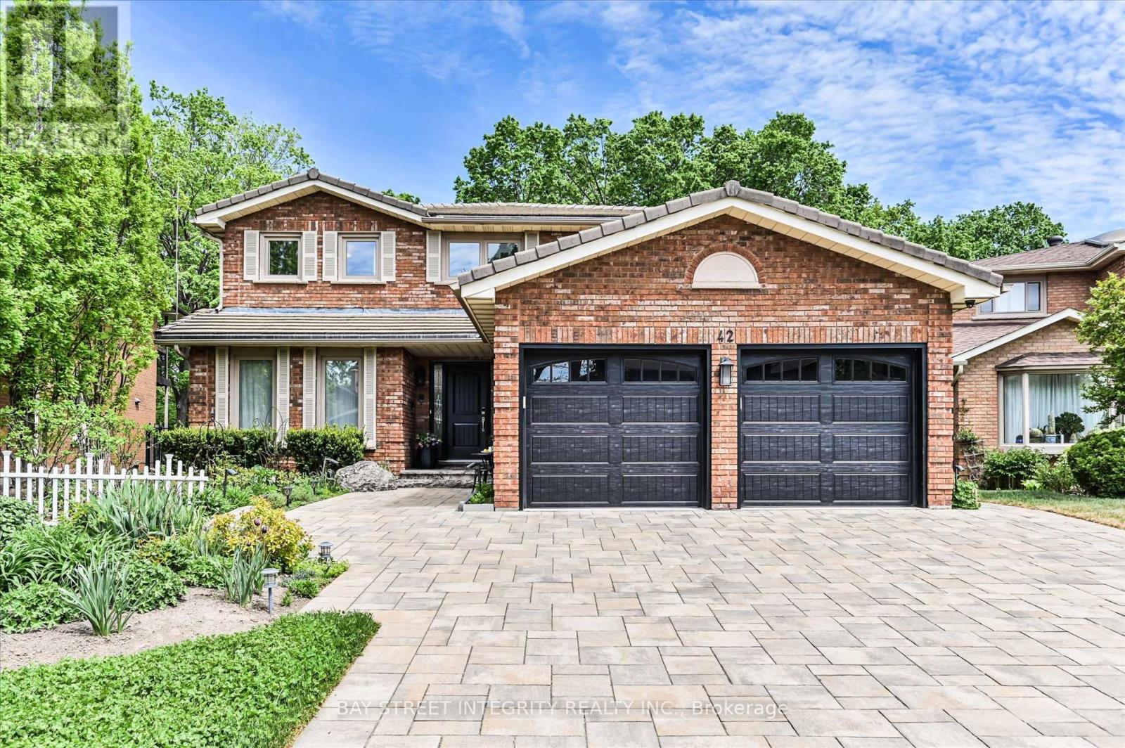 42 Sycamore Drive, Markham (Aileen-Willowbrook), Ontario  L3T 5V6 - Photo 1 - N13160982