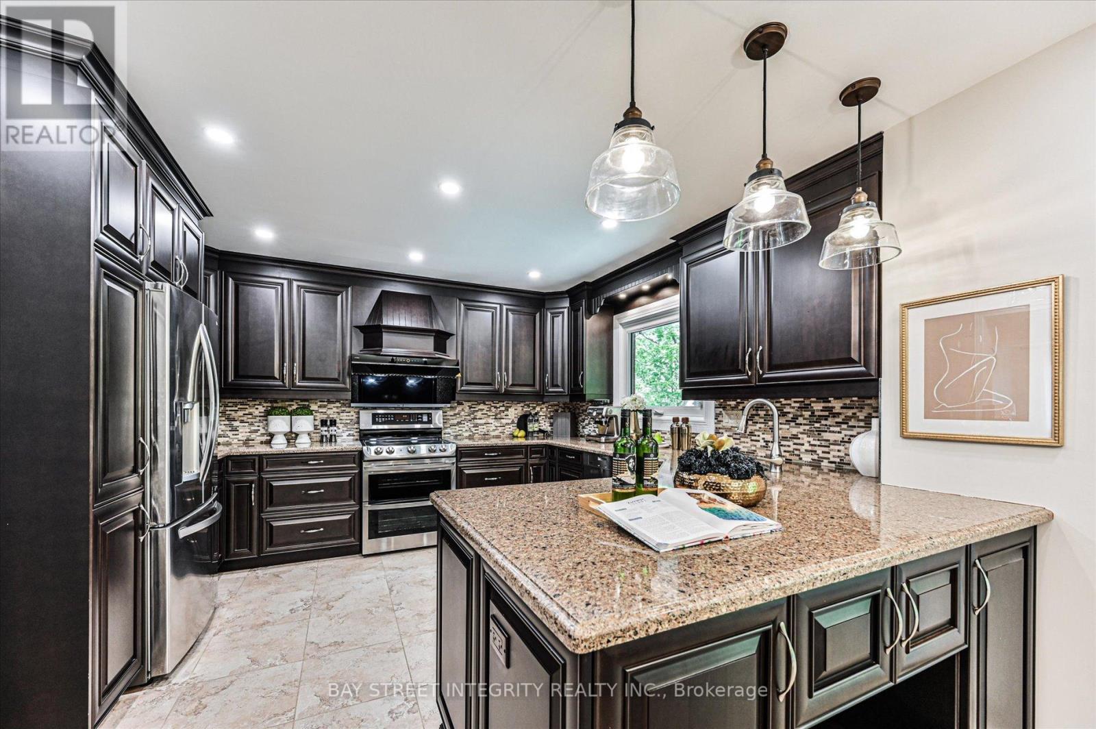 42 Sycamore Drive, Markham (Aileen-Willowbrook), Ontario  L3T 5V6 - Photo 17 - N13160982