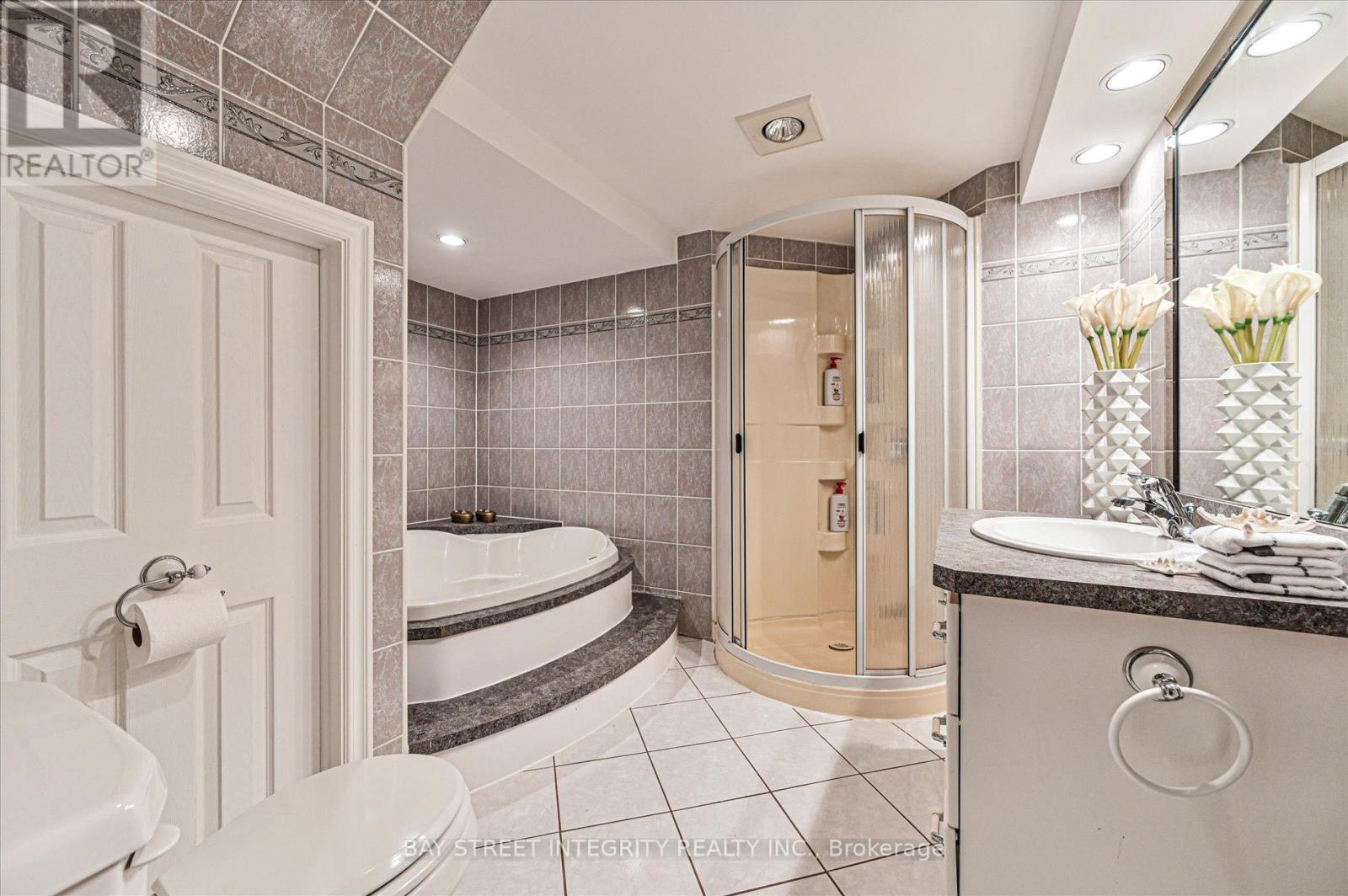 42 Sycamore Drive, Markham (Aileen-Willowbrook), Ontario  L3T 5V6 - Photo 38 - N13160982