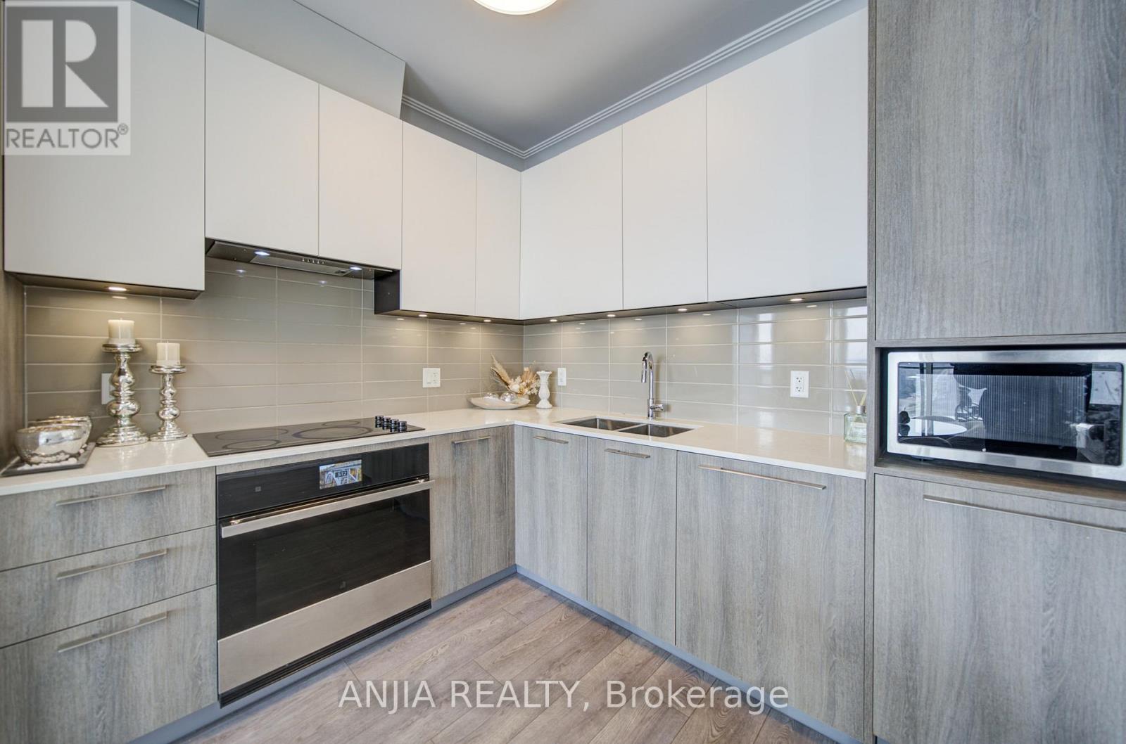 3106 - 18 Water Walk Drive, Markham (Unionville), Ontario  L3R 6L5 - Photo 13 - N13161100