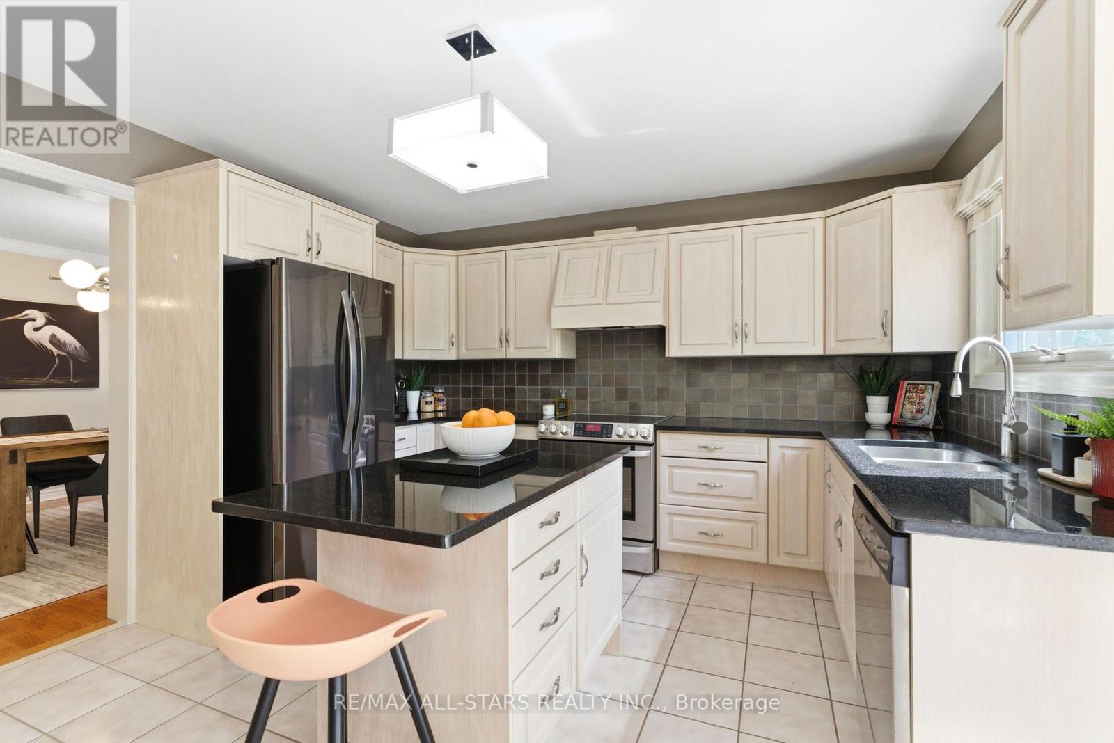 28 Testa Road, Uxbridge, Ontario  L9P 1M2 - Photo 9 - N13161122