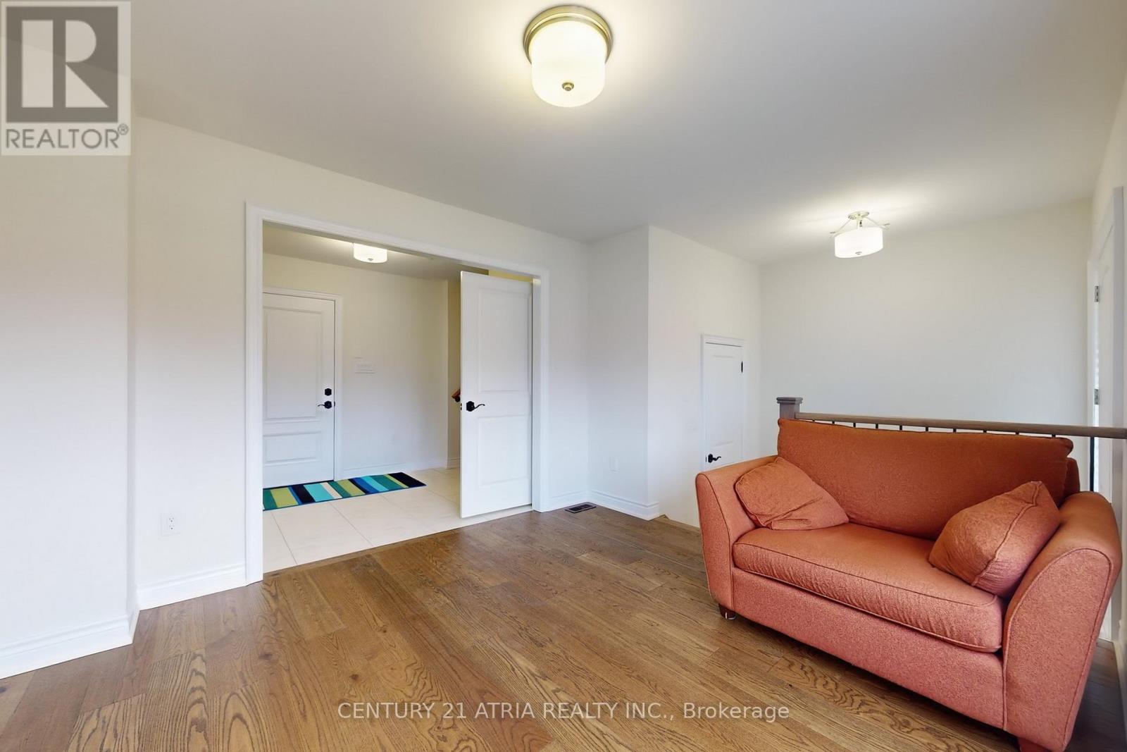67 Yorkton Boulevard, Markham, Ontario  L6C 0Y8 - Photo 5 - N13161128