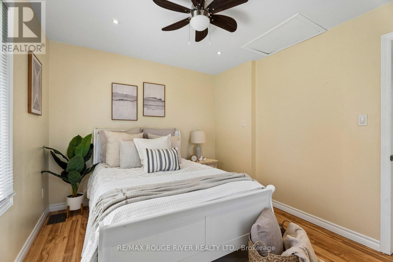20 Lorne Street, Georgina, Ontario  L0E 1L0 - Photo 23 - N13161152