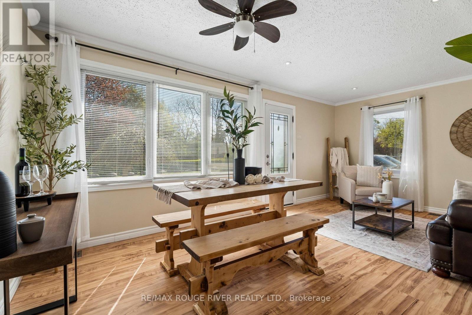 20 Lorne Street, Georgina, Ontario  L0E 1L0 - Photo 6 - N13161152