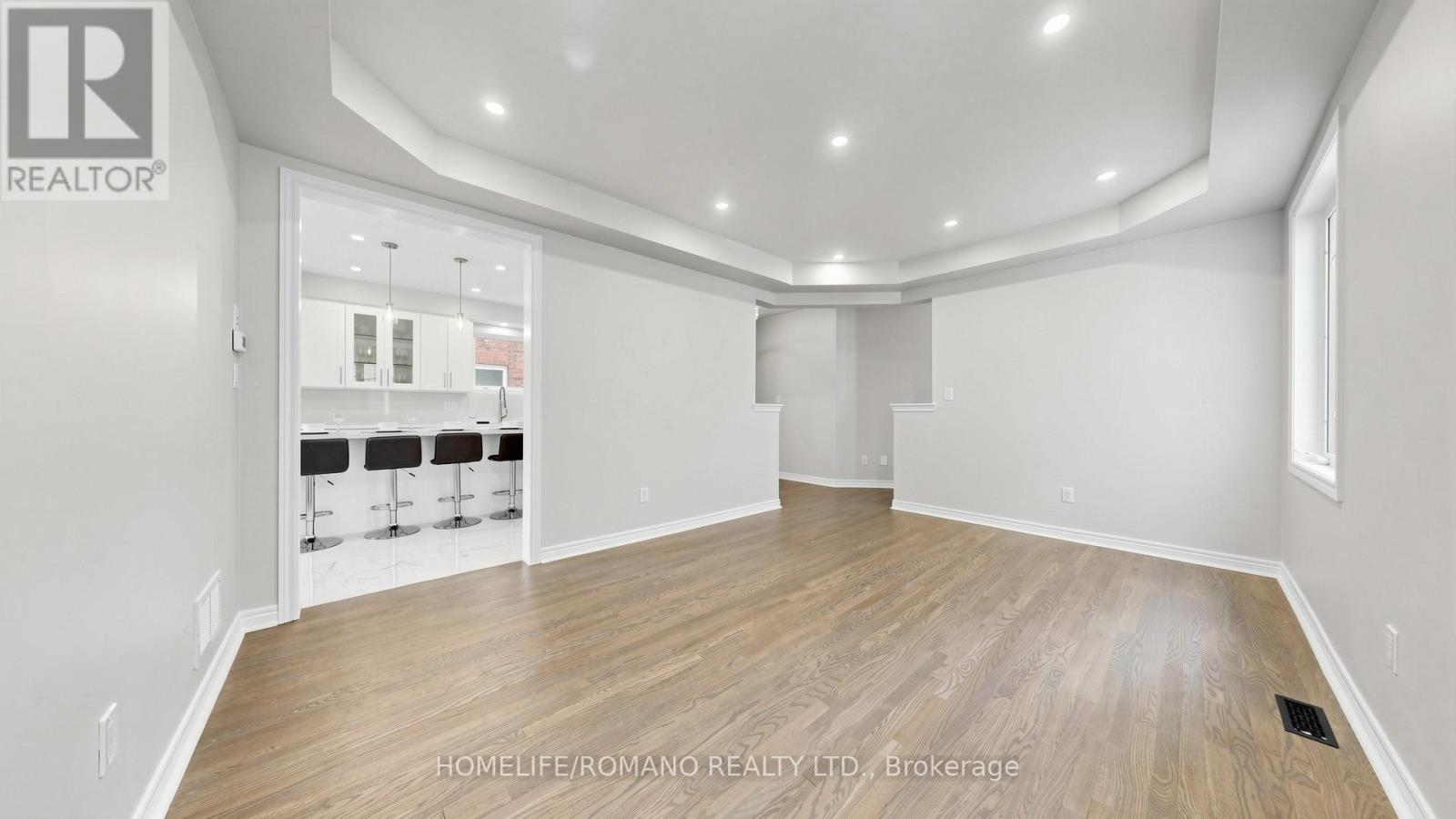 516 Woodspring Avenue, Newmarket, Ontario  L9N 0C2 - Photo 12 - N13161178