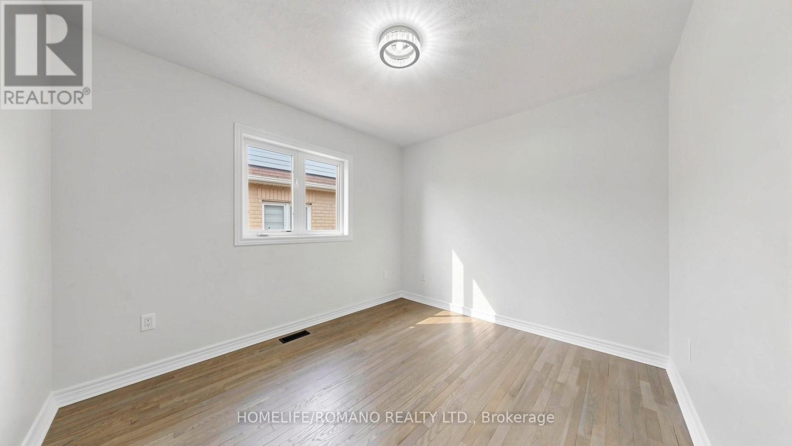 516 Woodspring Avenue, Newmarket, Ontario  L9N 0C2 - Photo 34 - N13161178