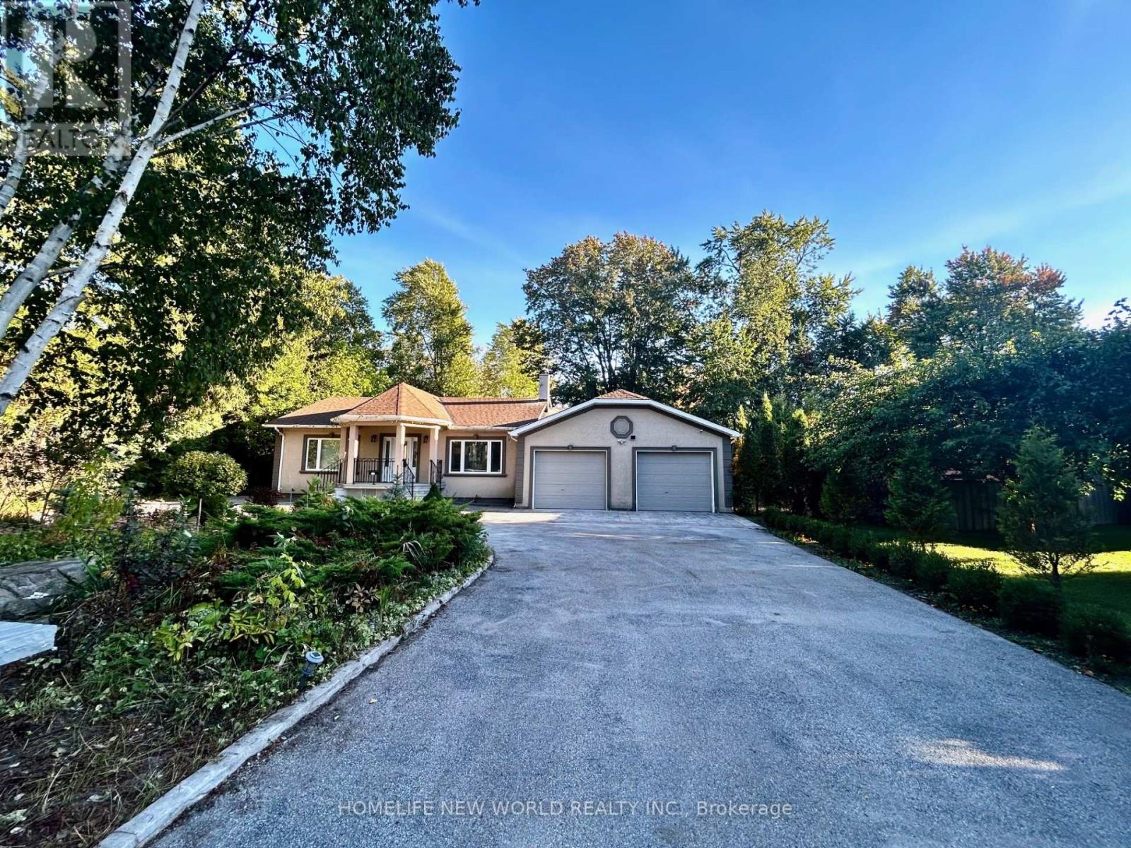 215 Willow Drive, Georgina, Ontario  L4P 2R9 - Photo 8 - N13161270