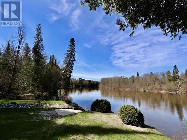 776 A Pineshores Rd, Goulais River, Ontario P0S 1E0 - Photo 2 - SM261106