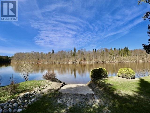 776 A Pineshores Rd, Goulais River, Ontario P0S 1E0 - Photo 4 - SM261106