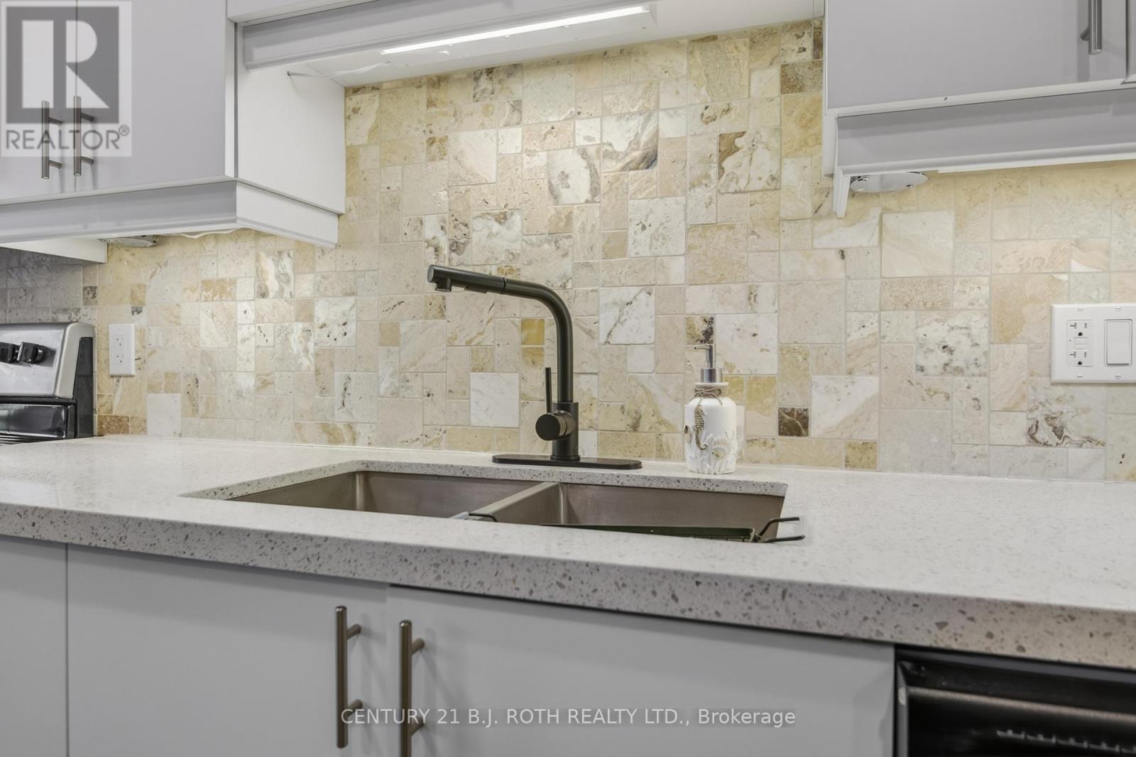18 Stonehart Lane, Barrie (East Bayfield), Ontario  L4M 7E8 - Photo 12 - S13161240