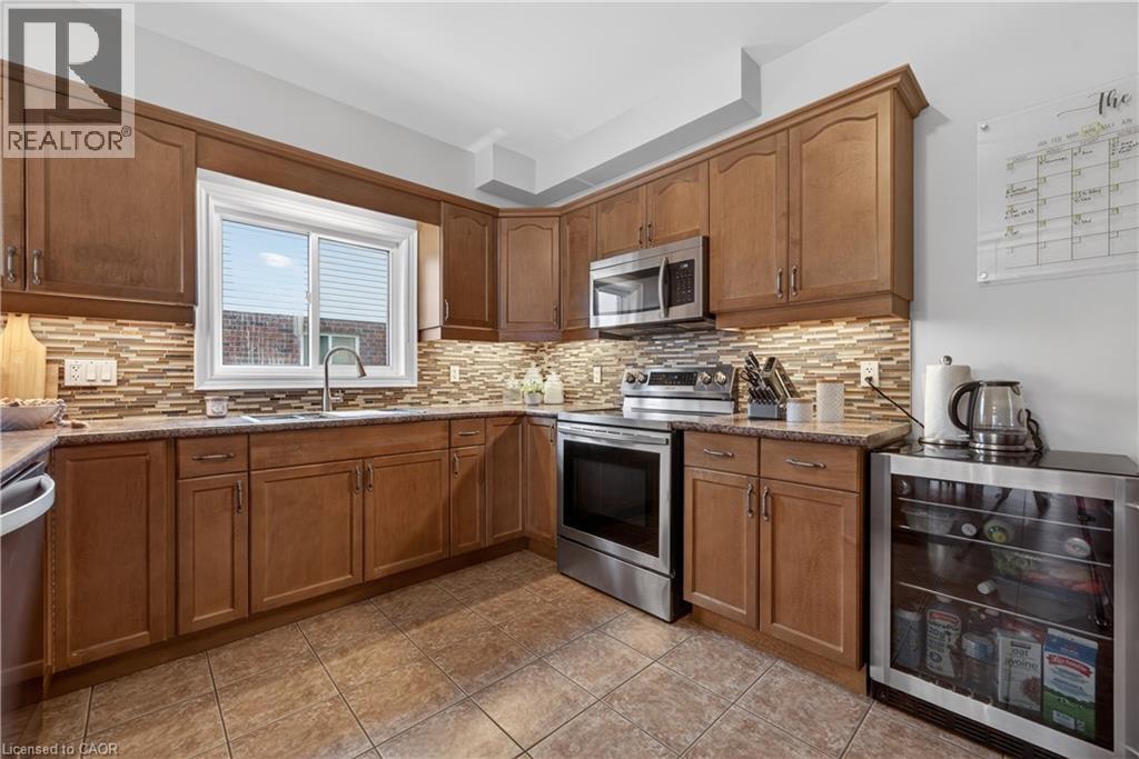 4071 Bush Crescent, Beamsville, Ontario  L3J 0G7 - Photo 7 - 40832655