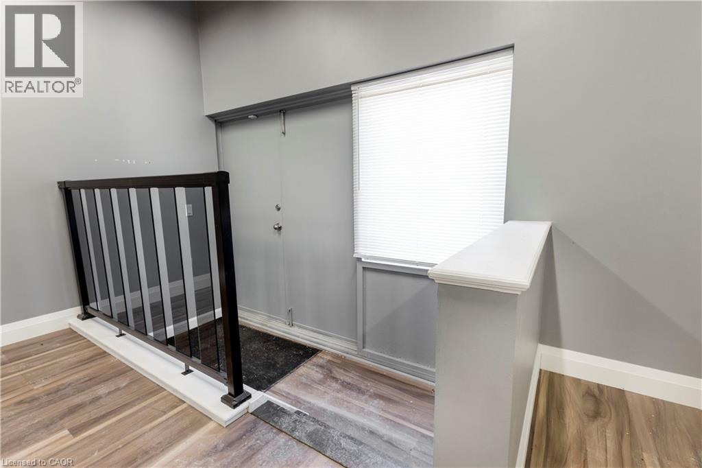 11 Paulander Drive Unit# E, Kitchener, Ontario N2M 5B6 - Photo 3 - 40832179