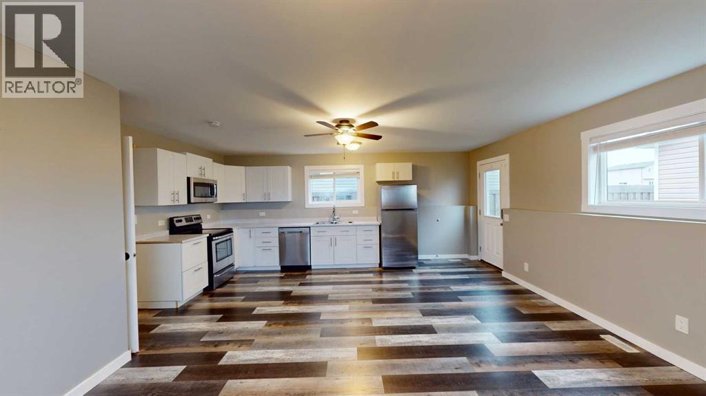 8836 96 Avenue, Grande Prairie, Alberta  T8X 0H2 - Photo 3 - A2313485