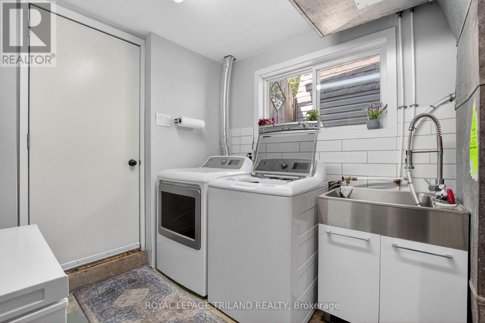 31 Beechbank Crescent, London South, Ontario  N6E 2N9 - Photo 22 - X13161320