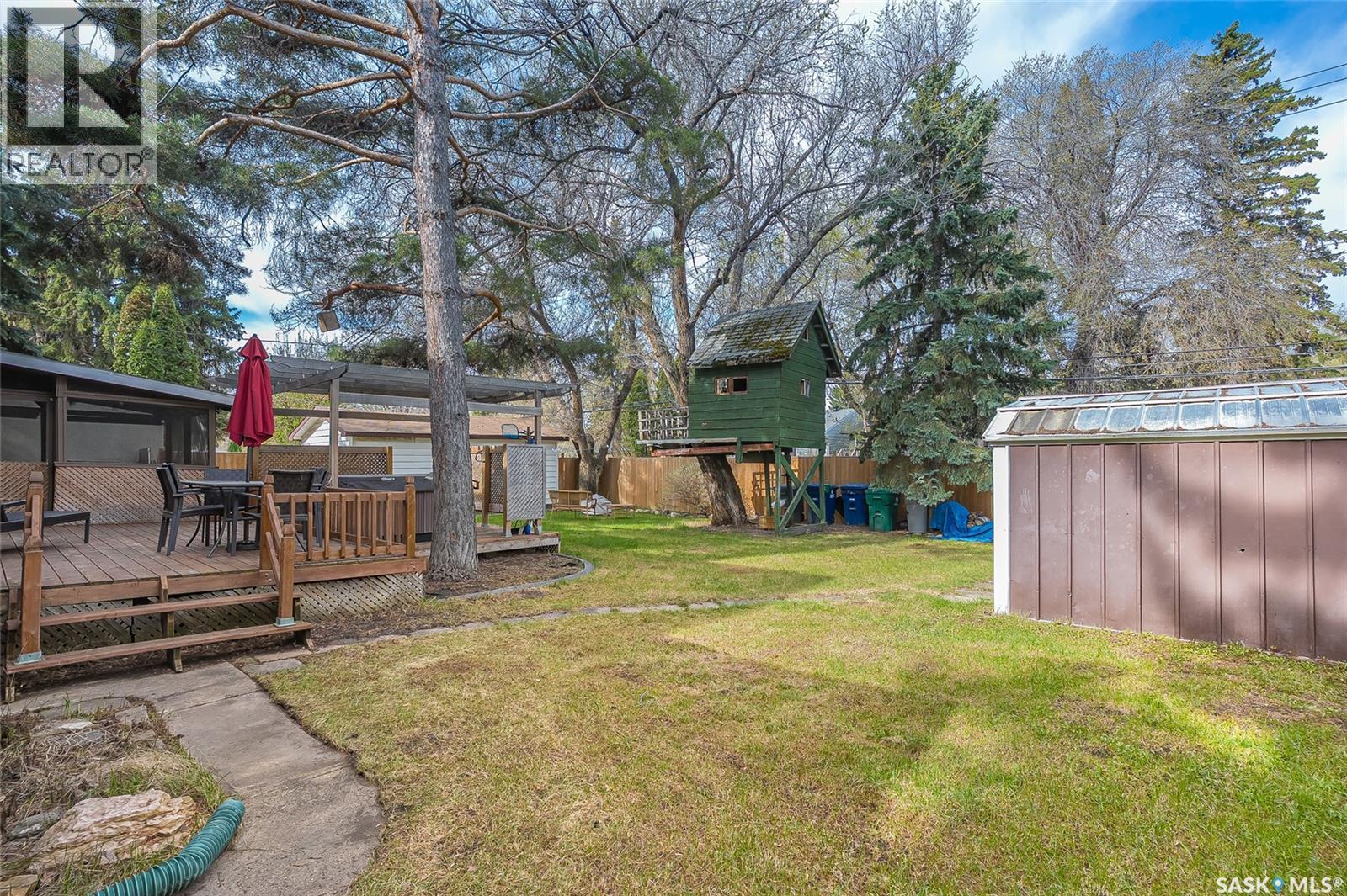 5 Leyden Crescent, Saskatoon, Saskatchewan  S7J 2S3 - Photo 37 - SK036694