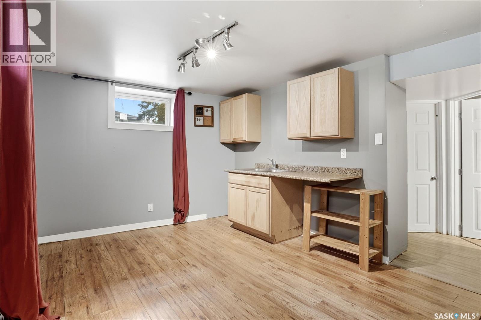 2249 Atkinson Street, Regina, Saskatchewan  S4N 3X2 - Photo 19 - SK036669